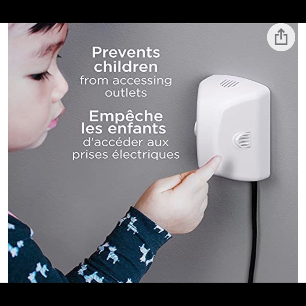 3 Safety 1st Outlet Cover and Cord Shortener